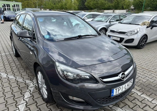 Opel Astra cena 28900 przebieg: 200000, rok produkcji 2014 z Sosnowiec małe 407